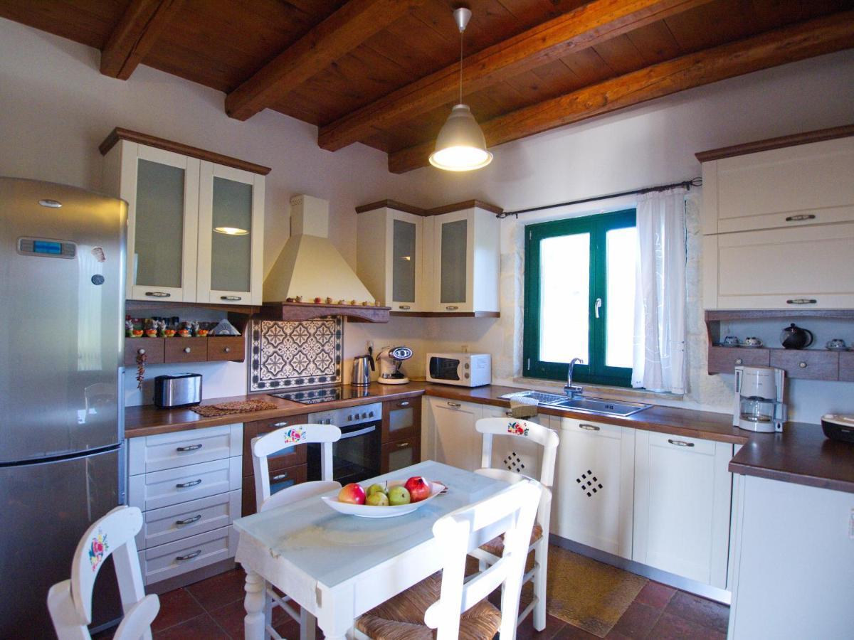Villa Amvrosia Nr Kalives Crete Armenoi  ภายนอก รูปภาพ