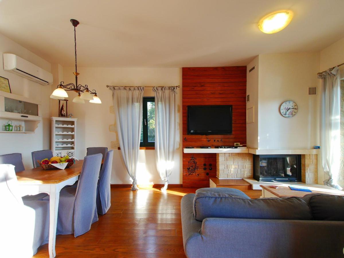 Villa Amvrosia Nr Kalives Crete Armenoi  ภายนอก รูปภาพ