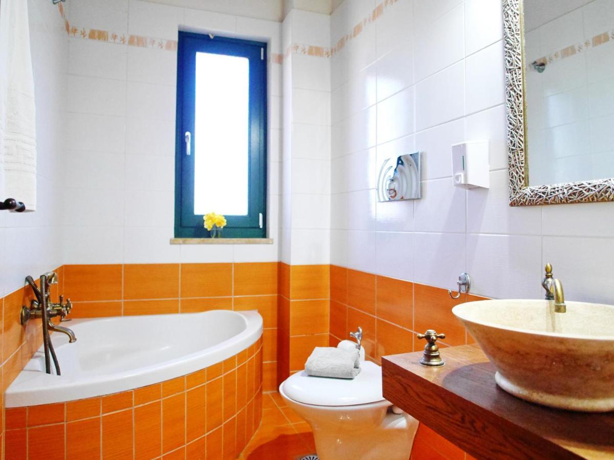 Villa Amvrosia Nr Kalives Crete Armenoi  ภายนอก รูปภาพ